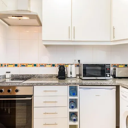 Apartment Akisol Albu